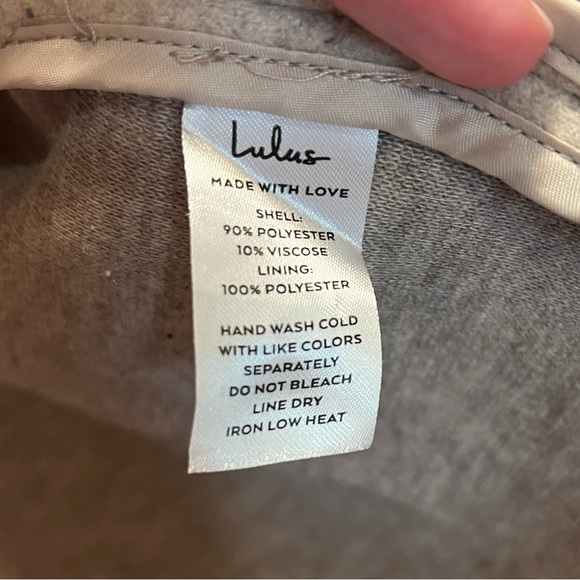 Lulu’s Shacket - Picture 7 of 9